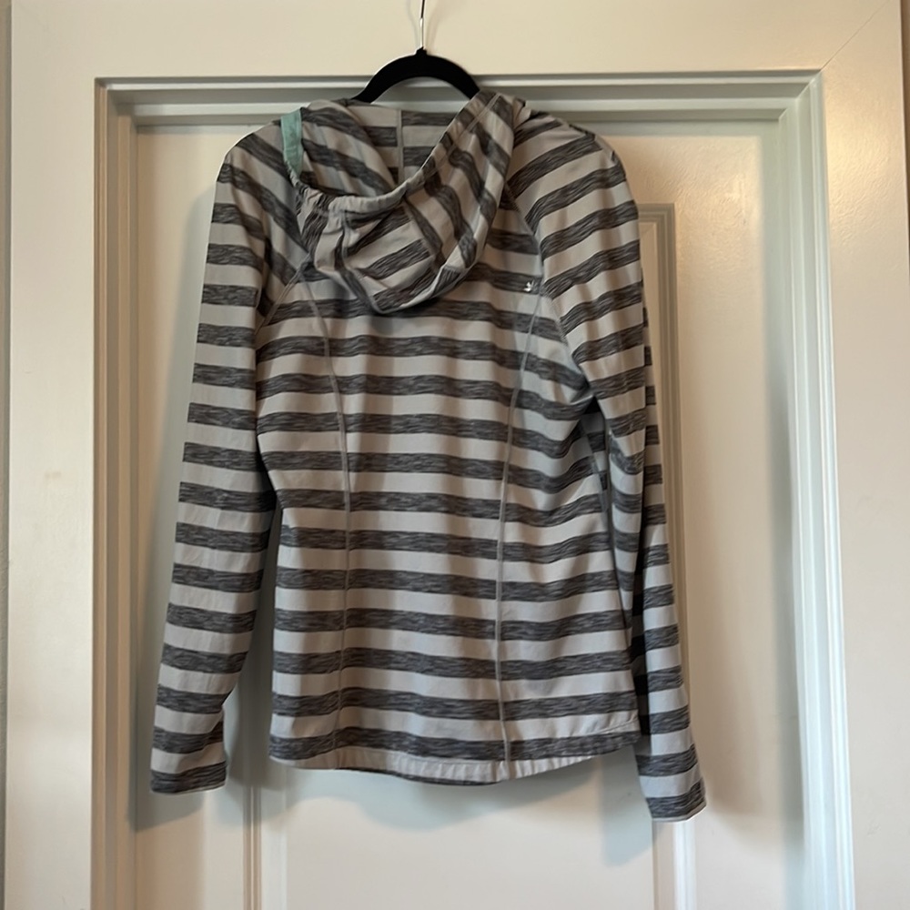 Running jacket- good condition - Picture 4 of 4